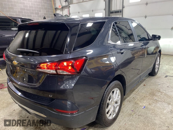 2022 Chevrolet Equinox LT z VIN 2GNAXJEV5N6108503, wystawiony jako IAAI lot #42418793 z przebiegiem 94 331 mil mil oraz . Historia ofert i sprzedaży dostępna na DreamBid. Obrazek 22.