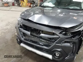 2025 Subaru Outback Limited XT с VIN 4S4BTGND7S3165903, выставлен на аукционе IAAI как лот 41987512 с пробегом 8 943 миль миль и . История ставок и продаж доступна на DreamBid. Изображение 6.