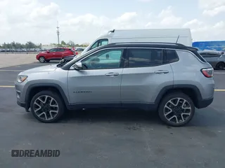 2018 Jeep Compass Limited with VIN 3C4NJDCB6JT131963, listed as a IAAI auction lot 42453633 with 96,782 mi miles and . Bid and sale history available at DreamBid. Image 14.