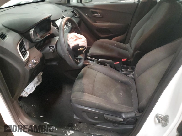 2017 Chevrolet Trax LS with VIN 3GNCJKSB8HL268661, listed as a Copart auction lot 44494765 with 88,376 mi miles and Clean Title. Bid and sale history available at carsss.com. Image 7.