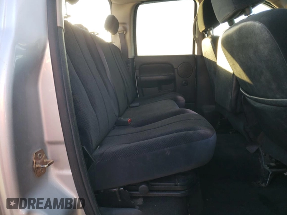 2003 Dodge 1500 ST z VIN 1D7HA18Z73S169598, wystawiony jako Copart lot #45079454 z przebiegiem 198 120 mil mil oraz Czysty tytuł • Clean title. Historia ofert i sprzedaży dostępna na DreamBid. Obrazek 10.