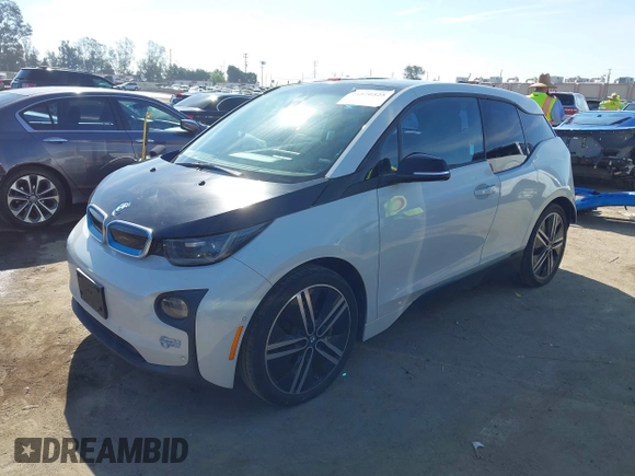 2017 BMW i3 z VIN WBY1Z8C31HV894473, wystawiony jako IAAI lot #41870525 z przebiegiem 96 414 mil mil oraz . Historia ofert i sprzedaży dostępna na DreamBid. Obrazek 17.