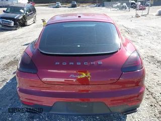 2015 Porsche Panamera 4 с VIN WP0AA2A75FL001127, выставлен на аукционе IAAI как лот 41286290 с пробегом 80 444 миль миль и . История ставок и продаж доступна на DreamBid. Изображение 17.