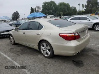 2011 Lexus LS 460 z VIN JTHBL5EF3B5104786, wystawiony jako Copart lot #51985255 z przebiegiem 50 005 mil mil oraz Szkoda całkowita • Salvage title. Historia ofert i sprzedaży dostępna na DreamBid. Obrazek 2.