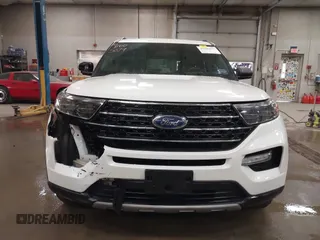 2020 Ford Explorer XLT с VIN 1FMSK8DH2LGA21411, выставлен на аукционе IAAI как лот 41605079 с пробегом 74 795 миль миль и . История ставок и продаж доступна на DreamBid. Изображение 13.