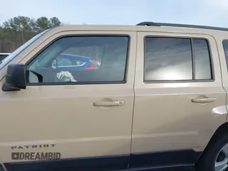 2017 Jeep Patriot Sport with VIN 1C4NJPBB3HD186308, listed as a IAAI auction lot 41743637 with 82,111 mi miles. Bid and sale history available at carsss.com. Image 15.