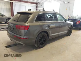 2019 Audi Q7 Premium Plus z VIN WA1LAAF7XKD045120, wystawiony jako IAAI lot #42426678 z przebiegiem 97 205 mil mil oraz . Historia ofert i sprzedaży dostępna na DreamBid. Obrazek 4.