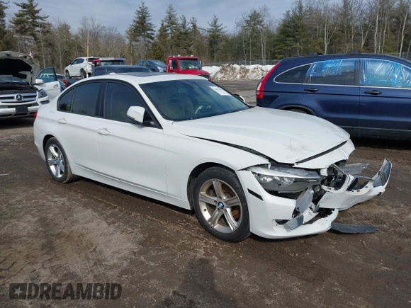 2014 BMW 3 Series 320i xDrive с VIN WBA3C3C56EP661301, выставлен на аукционе IAAI как лот 41673054 с пробегом 78 741 миль миль и . История ставок и продаж доступна на DreamBid. Изображение 1.