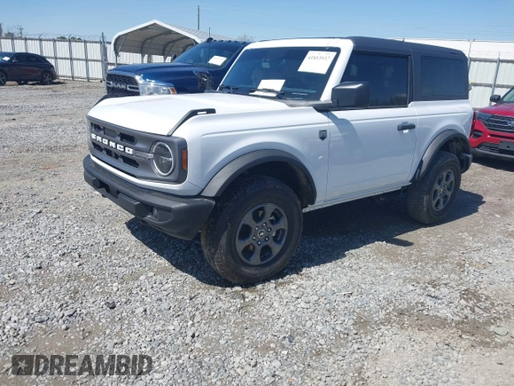 2024 Ford Bronco Big Bend z VIN 1FMDE7AHXRLB54609, wystawiony jako IAAI lot #41853937 z przebiegiem 358 mil mil oraz . Historia ofert i sprzedaży dostępna na DreamBid. Obrazek 2.