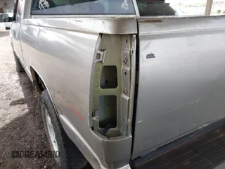 1998 Chevrolet Silverado 1500 with VIN 1GCEK19R5WR125586, listed as a IAAI auction lot 41797844 with 329,124 mi miles and . Bid and sale history available at DreamBid. Image 13.
