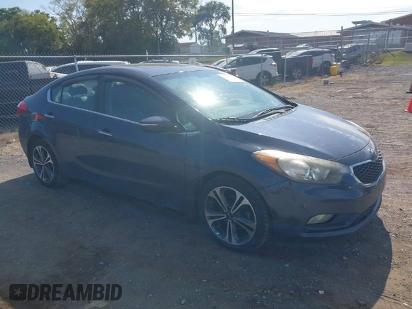2014 Kia Forte EX with VIN KNAFZ4A81E5155465, listed as a IAAI auction lot 40162752 with 159,502 mi miles. Bid and sale history available at carsss.com. Image 1.