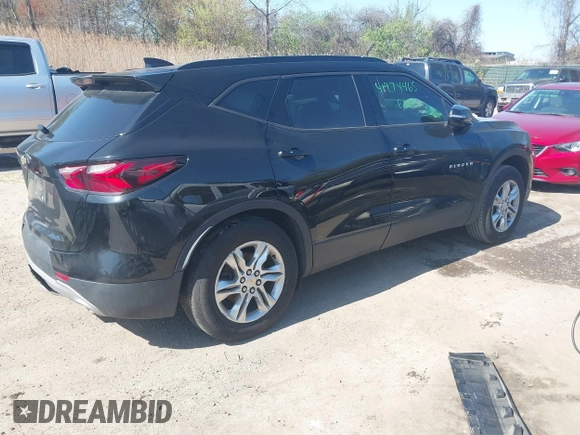 2020 Chevrolet Blazer LT z VIN 3GNKBHRS6LS726276, wystawiony jako IAAI lot #41974465 z przebiegiem 62 566 mil mil oraz . Historia ofert i sprzedaży dostępna na DreamBid. Obrazek 4.