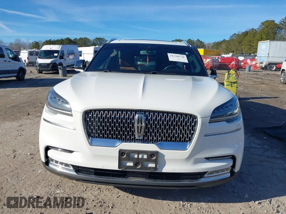 2020 Lincoln Aviator Reserve with VIN 5LM5J7WC5LGL36194, listed as a IAAI auction lot 41330730 with 110,660 mi miles and . Bid and sale history available at DreamBid. Image 12.