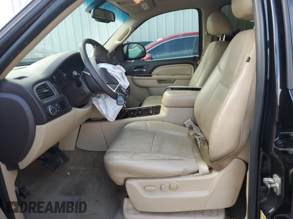 2012 GMC Yukon XL Denali with VIN 1GKS1MEF9CR323090, listed as a Copart auction lot 71675214 with 143,408 mi miles and Salvage Title. Bid and sale history available at carsss.com. Image 7.