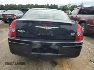 2008 Chrysler 300 Touring with VIN 2C3LA53GX8H136325, listed as a Copart auction lot 73252034 with 138,886 mi miles and Salvage Title. Bid and sale history available at carsss.com. Image 6.