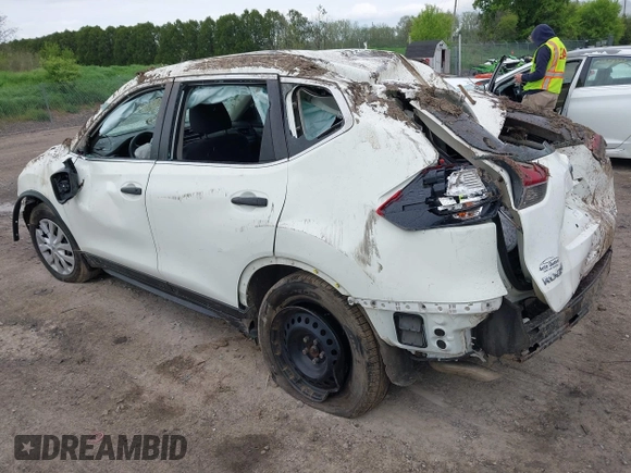 2017 Nissan Rogue SV z VIN 5N1AT2MV3HC773368, wystawiony jako IAAI lot #42250977 z przebiegiem 86 128 mil mil oraz . Historia ofert i sprzedaży dostępna na DreamBid. Obrazek 3.