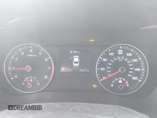 2021 Kia Forte LXS с VIN 3KPF24AD9ME274324, выставлен на аукционе IAAI как лот 42452286 с пробегом 24 577 миль миль и . История ставок и продаж доступна на DreamBid. Изображение 7.