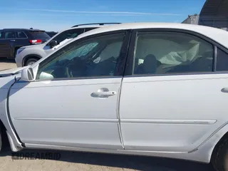 2004 Toyota Camry LE with VIN 4T1BF30KX4U065023, listed as a IAAI auction lot 41085725 with 278,218 mi miles. Bid and sale history available at carsss.com. Image 15.
