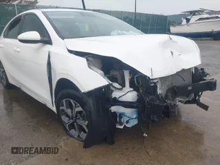 2021 Kia Forte FE with VIN 3KPF24AD9ME294945, listed as a IAAI auction lot 41719019 with 64,848 mi miles. Bid and sale history available at carsss.com. Image 6.