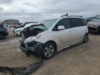 2020 Toyota Sienna LE Auto Access Seat with VIN 5TDKZ3DC6LS059981, listed as a Copart auction lot 45213775 with 65,668 mi miles and Salvage Title. Bid and sale history available at DreamBid. Image 1.