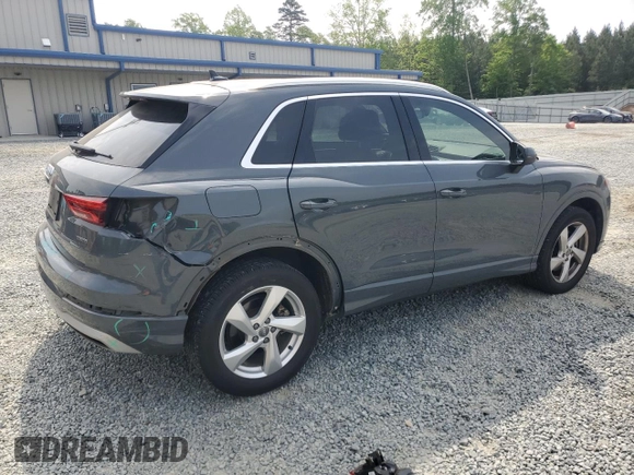 2020 Audi Q3 Premium z VIN WA1AECF33L1008711, wystawiony jako Copart lot #53907995 z przebiegiem 64 411 mil mil oraz Szkoda całkowita • Salvage title. Historia ofert i sprzedaży dostępna na DreamBid. Obrazek 3.