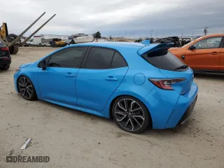 2020 Toyota Corolla Hatchback XSE with VIN JTNA4RBE9L3085912, listed as a Copart auction lot 86197504 with 70,238 mi miles and Salvage Title. Bid and sale history available at carsss.com. Image 2.