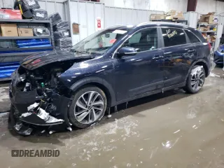 2017 Kia Niro Touring with VIN KNDCE3LC9H5043854, listed as a Copart auction lot 45573465 with 153,233 mi miles and Salvage Title. Bid and sale history available at carsss.com. Image 1.