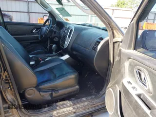 2006 Mercury Mariner Luxury с VIN 4M2CU56146KJ04819, выставлен на аукционе IAAI как лот 42248117 с пробегом 184 729 миль миль и . История ставок и продаж доступна на DreamBid. Изображение 5.