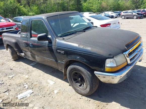 1998 Ford Ranger XL with VIN 1FTYR14U1WTA60680, listed as a IAAI auction lot 42033028 with 257,483 mi miles. Bid and sale history available at carsss.com. Image 1.