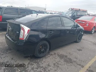 2013 Toyota Prius One with VIN JTDKN3DU4D5586557, listed as a IAAI auction lot 42191791 with Not Provided miles and . Bid and sale history available at carsss.com. Image 4.