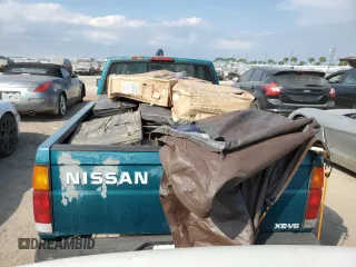 1995 Nissan Frontier XE z VIN 1N6HD16S3SC463075, wystawiony jako Copart lot #76235934 z przebiegiem 122 466 mil mil oraz Szkoda całkowita • Salvage title. Historia ofert i sprzedaży dostępna na DreamBid. Obrazek 6.