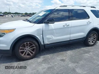 2014 Ford Explorer XLT with VIN 1FM5K7D88EGB27971, listed as a IAAI auction lot 42241622 with 198,422 mi miles and . Bid and sale history available at DreamBid. Image 6.