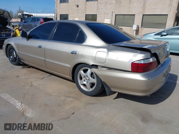 2003 Acura TL with VIN 19UUA56623A056206, listed as a IAAI auction lot 41831023 with 133,515 mi miles. Bid and sale history available at carsss.com. Image 3.