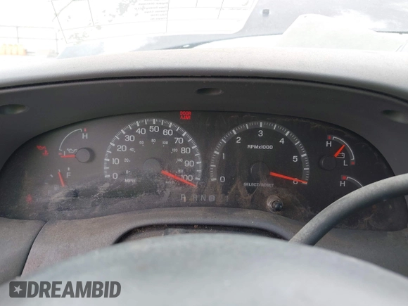 2000 Ford F-150 XL with VIN 1FTRX17L6YKA30614, listed as a IAAI auction lot 42110031 with Not provided miles and . Bid and sale history available at DreamBid. Image 7.