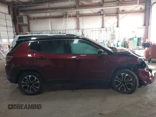 2022 Jeep Compass High Altitude with VIN 3C4NJDCB6NT107779, listed as a IAAI auction lot 41343659 with 32,612 mi miles and . Bid and sale history available at DreamBid. Image 13.