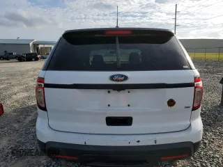 2015 Ford Utility Police Interceptor with VIN 1FM5K8AR8FGC67555, listed as a Copart auction lot 79763124 with 185,224 mi miles and Salvage Title. Bid and sale history available at carsss.com. Image 6.