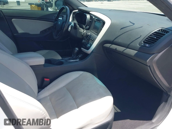 2013 Kia Optima SX с VIN 5XXGR4A68DG184445, выставлен на аукционе IAAI как лот 42510576 с пробегом 117 630 миль миль и . История ставок и продаж доступна на DreamBid. Изображение 5.