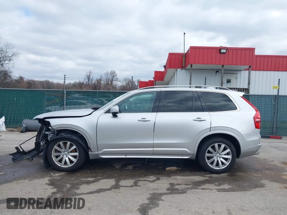 2018 Volvo XC90 Momentum с VIN YV4A22PK1J1190501, выставлен на аукционе IAAI как лот 41738167 с пробегом 146 933 миль миль и . История ставок и продаж доступна на DreamBid. Изображение 15.
