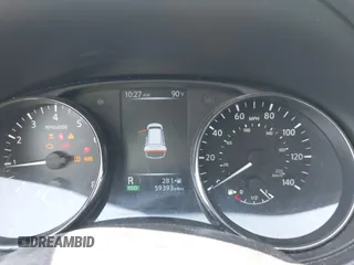 2017 Nissan Rogue S z VIN JN8AT2MV7HW014827, wystawiony jako IAAI lot #42533438 z przebiegiem 59 393 mil mil oraz . Historia ofert i sprzedaży dostępna na DreamBid. Obrazek 7.