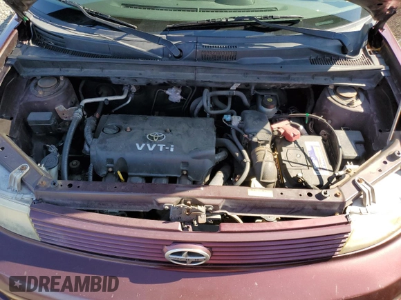 2005 Scion xB z VIN JTLKT324150184653, wystawiony jako Copart lot #51515965 z przebiegiem 290 152 mil mil oraz Szkoda całkowita • Salvage title. Historia ofert i sprzedaży dostępna na DreamBid. Obrazek 13.