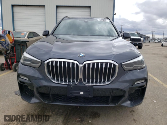 2020 BMW X5 xDrive40i with VIN 5UXCR6C01LLL79996, listed as a Copart auction lot 45992843 with 31,092 mi miles. Bid and sale history available at carsss.com. Image 5.