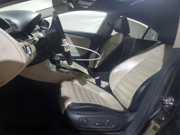 2010 Volkswagen CC Luxury с VIN WVWHP7AN4AE561713, выставлен на аукционе Copart как лот 59707665 с пробегом Не указан миль и Чистый • Clean title. История ставок и продаж доступна на DreamBid. Изображение 7.