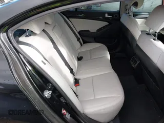 2014 Kia Cadenza Premium with VIN KNALN4D71E5132396, listed as a IAAI auction lot 41977031 with 114,714 mi miles. Bid and sale history available at carsss.com. Image 8.