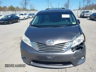 2012 Toyota Sienna XLE with VIN 5TDDK3DC5CS047530, listed as a IAAI auction lot 41780049 with 209,812 mi miles. Bid and sale history available at carsss.com. Image 13.