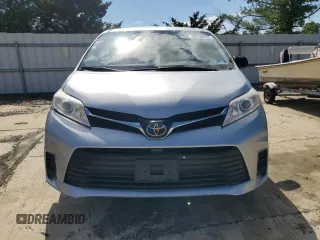 2019 Toyota Sienna LE Auto Access Seat with VIN 5TDKZ3DC9KS018310, listed as a Copart auction lot 55146415 with 117,536 mi miles and Salvage title. Bid and sale history available at DreamBid. Image 5.