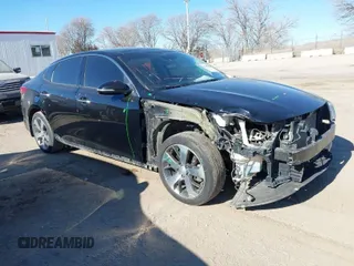 2019 Kia Optima LX with VIN 5XXGT4L38KG320204, listed as a IAAI auction lot 41400608 with 64,795 mi miles. Bid and sale history available at carsss.com. Image 1.
