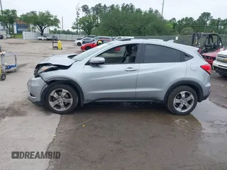 2017 Honda HR-V EX with VIN 3CZRU5H58HM724188, listed as a IAAI auction lot 41911570 with 100,132 mi miles. Bid and sale history available at carsss.com. Image 14.