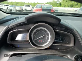 2017 Mazda CX-3 Touring z VIN JM1DKDC71H0172044, wystawiony jako Copart lot #56465125 z przebiegiem 119 374 mil mil oraz Szkoda całkowita • Salvage title. Historia ofert i sprzedaży dostępna na DreamBid. Obrazek 9.