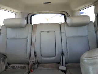 2006 Jeep Commander Limited z VIN 1J8HH58N46C125639, wystawiony jako Copart lot #74521154 z przebiegiem 276 411 mil mil oraz Szkoda całkowita • Salvage title. Historia ofert i sprzedaży dostępna na DreamBid. Obrazek 10.