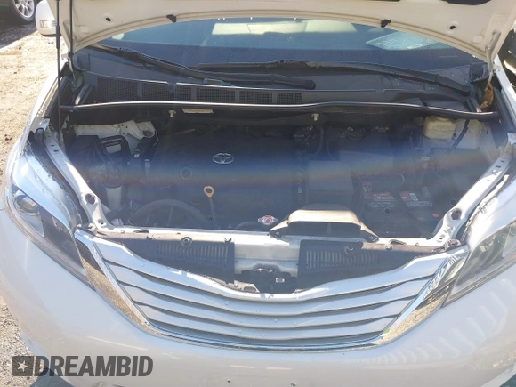 2017 Toyota Sienna XLE Auto Access Seat with VIN 5TDYZ3DCXHS846062, listed as a IAAI auction lot 41204085 with 107,046 mi miles and . Bid and sale history available at DreamBid. Image 10.